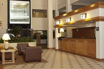 H I Express & Suites San Antonio Medical-Six Flags Экстерьер фото